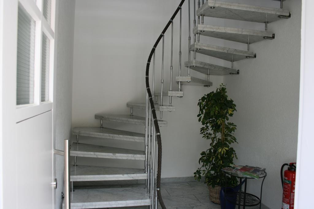 Gaestehaus Villa Lina Bad Herrenalb Exterior foto