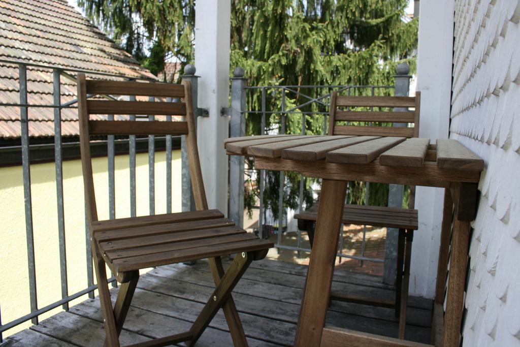 Gaestehaus Villa Lina Bad Herrenalb Exterior foto